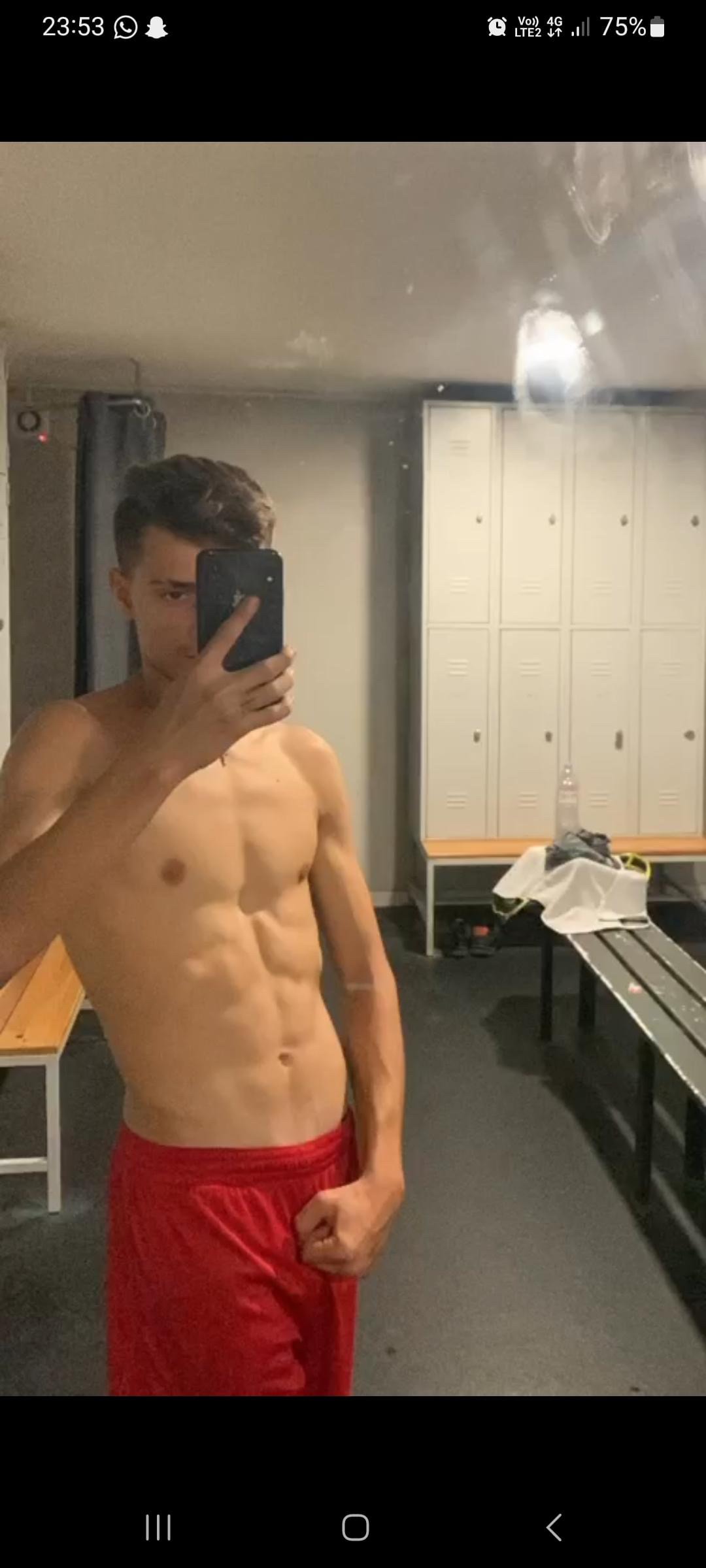 Profil de Amady, 20 ans, Plan Cul à El Hattatba