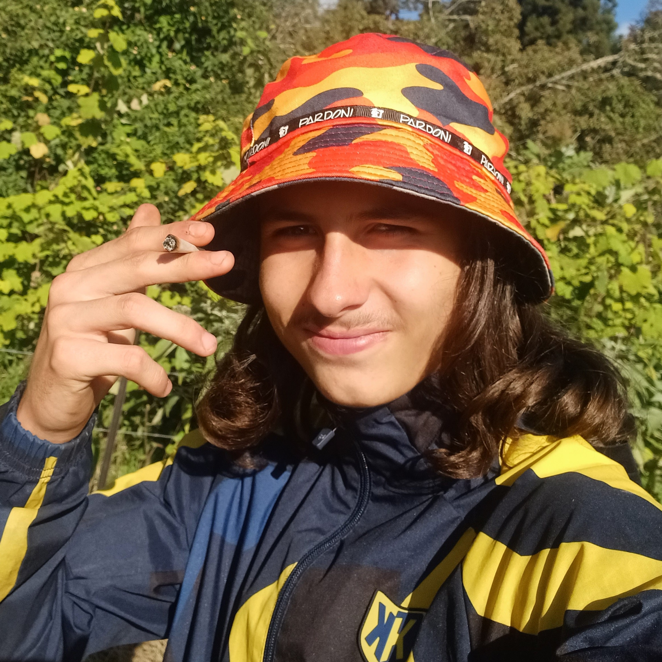 Profil de Jalel, 20 ans, Plan Cul à Asloun