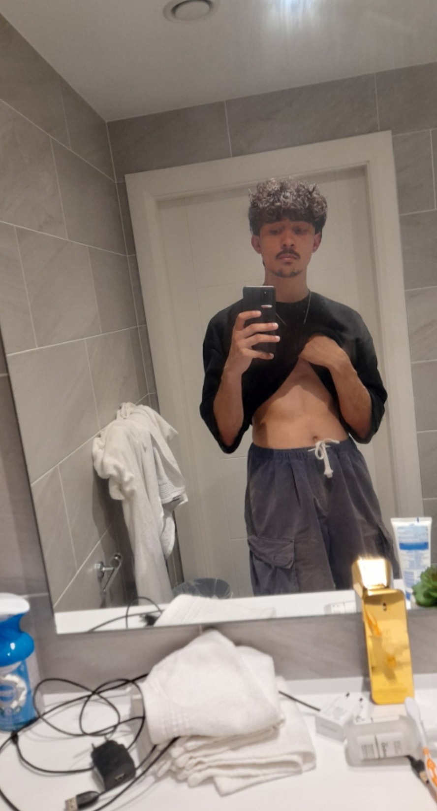Profil de Arnaud, 20 ans, Plan Cul à Mergueb