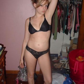 Profil de Akissi, 31 ans, Plan Cul à Kef Tacherchourt