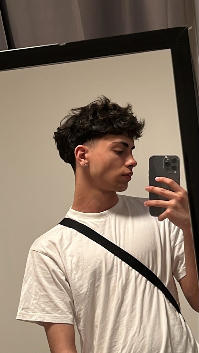 Profil de Wadislas, 22 ans, Plan Cul à Douar Ouled Ahmid
