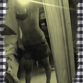 Profil de Julianie, 26 ans, Plan Cul à Maison Forestière de Lanasseur